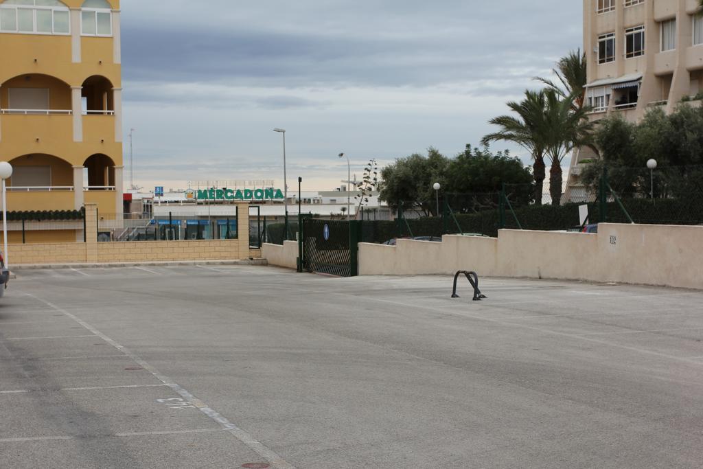 Apartments On 2 B Calle Helena Torrevieja Exteriör bild